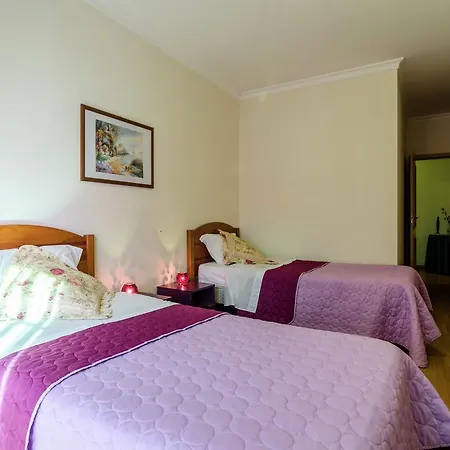 Apartment Cozy Lagos Apartment Near Beach *