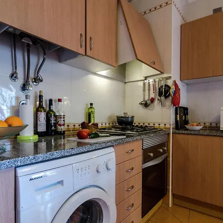 Daire Cozy Lagos Apartment Near Beach Lagos